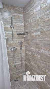 Студия квартира, посуточно, 40м2, 1/3 этаж