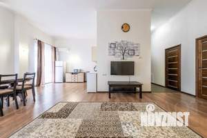 2-к квартира, посуточно, 95м2, 1/1 этаж