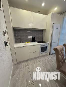 1-к квартира, посуточно, 44м2, 21/25 этаж