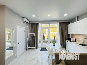 Студия квартира, посуточно, 35м2, 1/3 этаж