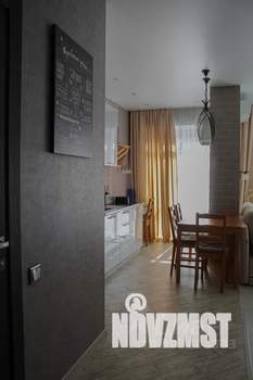 Студия квартира, посуточно, 30м2, 1/4 этаж