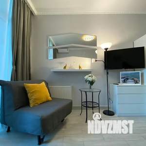 Студия квартира, посуточно, 24м2, 3/7 этаж
