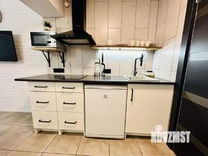 1-к квартира, посуточно, 18м2, 1/1 этаж