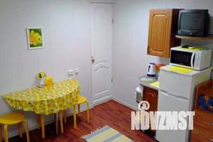 1-к квартира, посуточно, 18м2, 1/1 этаж
