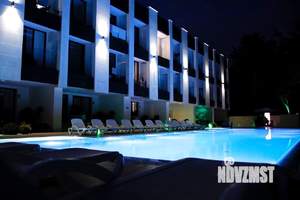 Студия квартира, посуточно, 333м2, 1/2 этаж