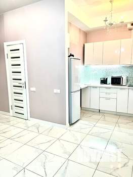 1-к квартира, посуточно, 40м2, 6/18 этаж