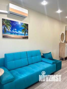 Студия квартира, посуточно, 23м2, 1/19 этаж