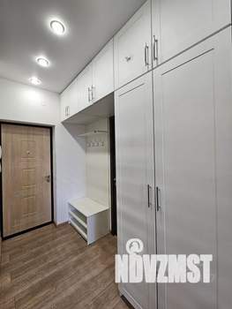 Студия квартира, посуточно, 25м2, 1/13 этаж