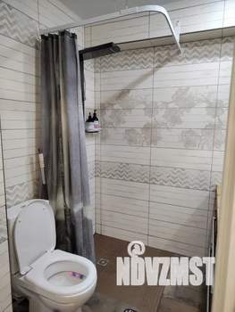 Студия квартира, посуточно, 30м2, 1/9 этаж