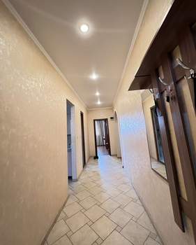 3-к квартира, на длительный срок, 100м2, 1/3 этаж