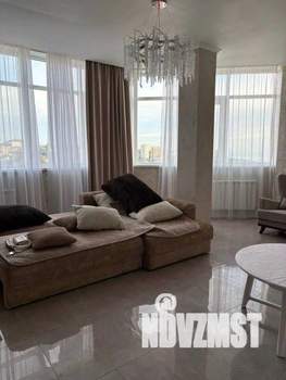 2-к квартира, посуточно, 106м2, 1/1 этаж