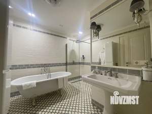 3-к квартира, на длительный срок, 130м2, 17/27 этаж