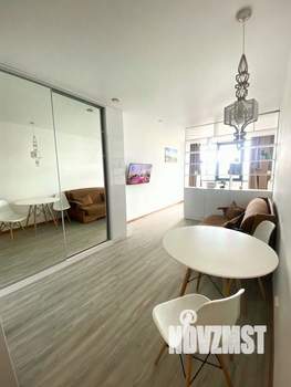 Студия квартира, посуточно, 35м2, 6/22 этаж