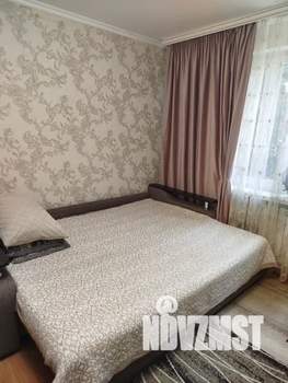 1-к квартира, посуточно, 40м2, 4/4 этаж