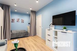 1-к квартира, посуточно, 37м2, 8/19 этаж