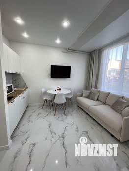 Студия квартира, посуточно, 30м2, 1/4 этаж