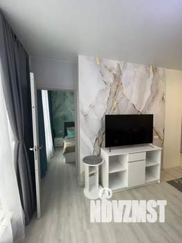 1-к квартира, посуточно, 37м2, 24/25 этаж