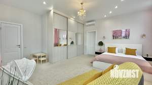 3-к квартира, посуточно, 120м2, 1/1 этаж