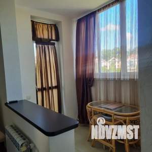 1-к квартира, посуточно, 62м2, 9/16 этаж