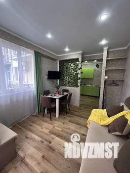Студия квартира, посуточно, 35м2, 6/9 этаж