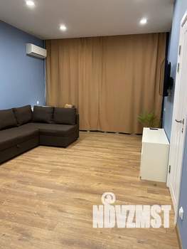 Студия квартира, посуточно, 34м2, 11/19 этаж