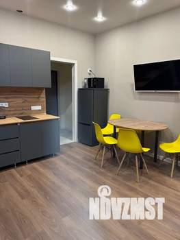 Студия квартира, посуточно, 36м2, 1/12 этаж