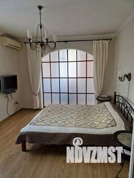 1-к квартира, посуточно, 90м2, 1/1 этаж