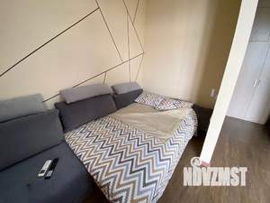 Студия квартира, посуточно, 33м2, 14/14 этаж