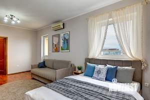 2-к квартира, посуточно, 70м2, 8/17 этаж