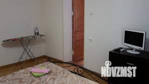 1-к квартира, посуточно, 30м2, 1/2 этаж