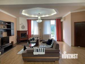 3-к квартира, на длительный срок, 104м2, 3/4 этаж