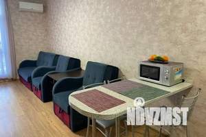 1-к квартира, посуточно, 33м2, 2/17 этаж