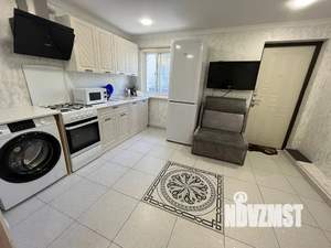 Студия квартира, посуточно, 27м2, 2/2 этаж