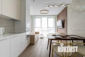 2-к квартира, посуточно, 38м2, 8/19 этаж