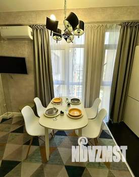 1-к квартира, посуточно, 42м2, 7/10 этаж