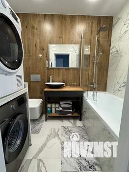 2-к квартира, посуточно, 38м2, 23/25 этаж