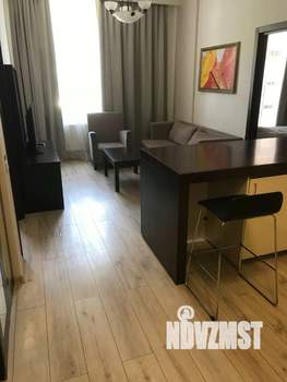 1-к квартира, посуточно, 50м2, 1/1 этаж