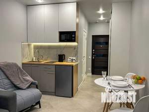Студия квартира, посуточно, 24м2, 1/18 этаж