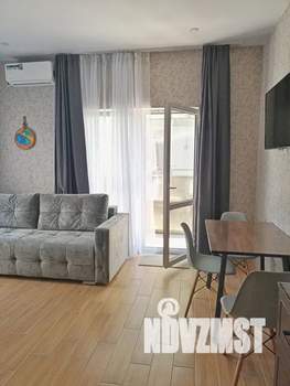 Студия квартира, посуточно, 24м2, 1/3 этаж