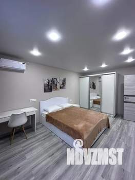 Студия квартира, посуточно, 32м2, 3/12 этаж