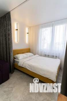 1-к квартира, посуточно, 42м2, 6/18 этаж