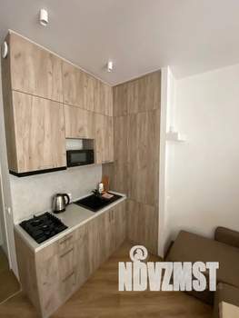 Студия квартира, посуточно, 29м2, 1/5 этаж