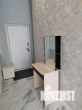 Студия квартира, посуточно, 35м2, 13/13 этаж