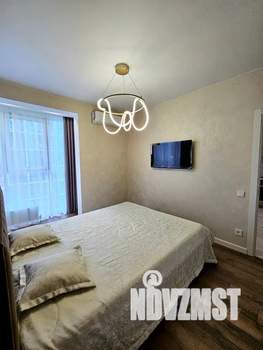 1-к квартира, посуточно, 38м2, 10/18 этаж