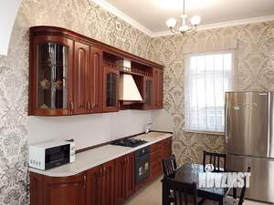 3-к квартира, посуточно, 80м2, 1/1 этаж