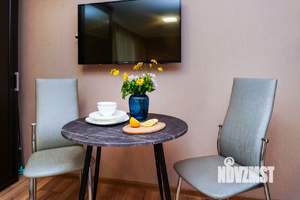 Студия квартира, на длительный срок, 40м2, 2/2 этаж