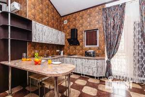 1-к квартира, посуточно, 49м2, 1/1 этаж