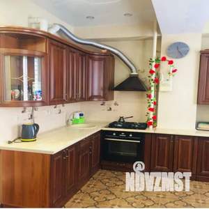 1-к квартира, посуточно, 45м2, 5/8 этаж