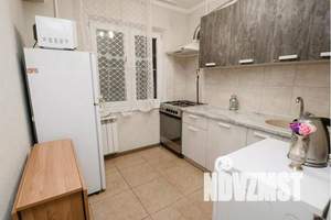 1-к квартира, посуточно, 32м2, 4/5 этаж