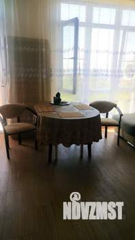 1-к квартира, посуточно, 50м2, 2/4 этаж